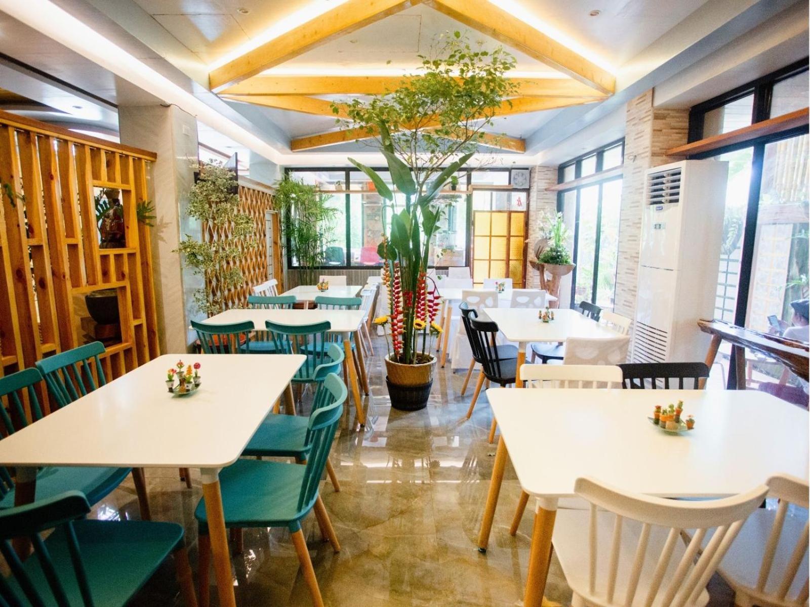 Arc Homes Hotel Panglao Powered By Cocotel Esterno foto
