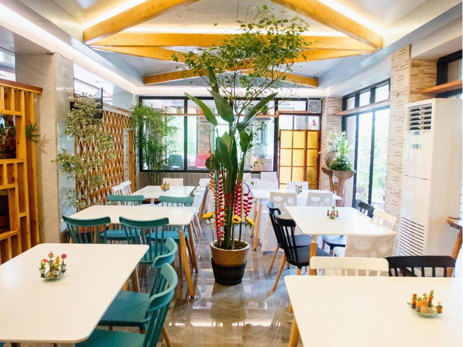 Arc Homes Hotel Panglao Powered By Cocotel Esterno foto